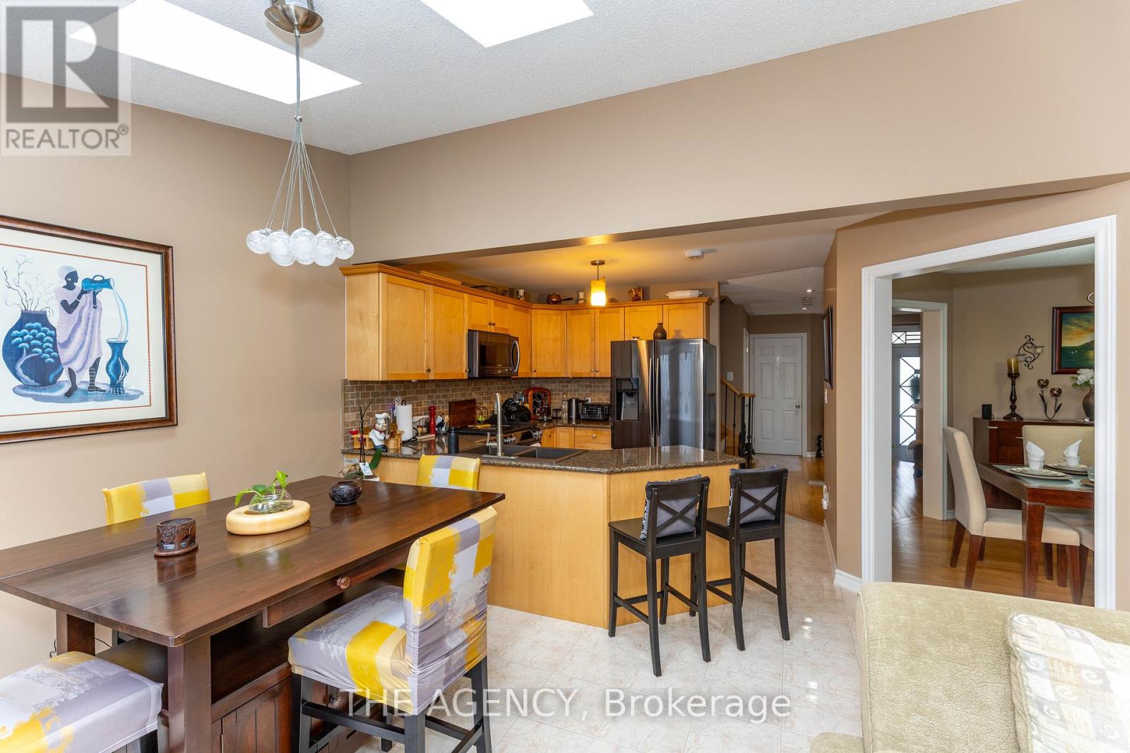 54 THAMES DRIVE - 23