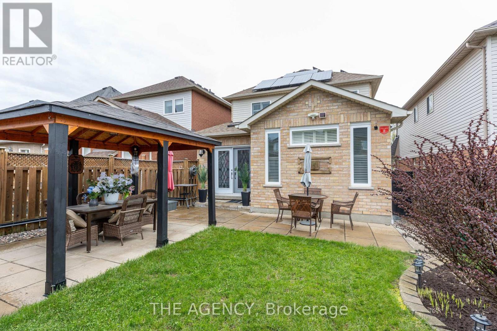 54 THAMES DRIVE - 36