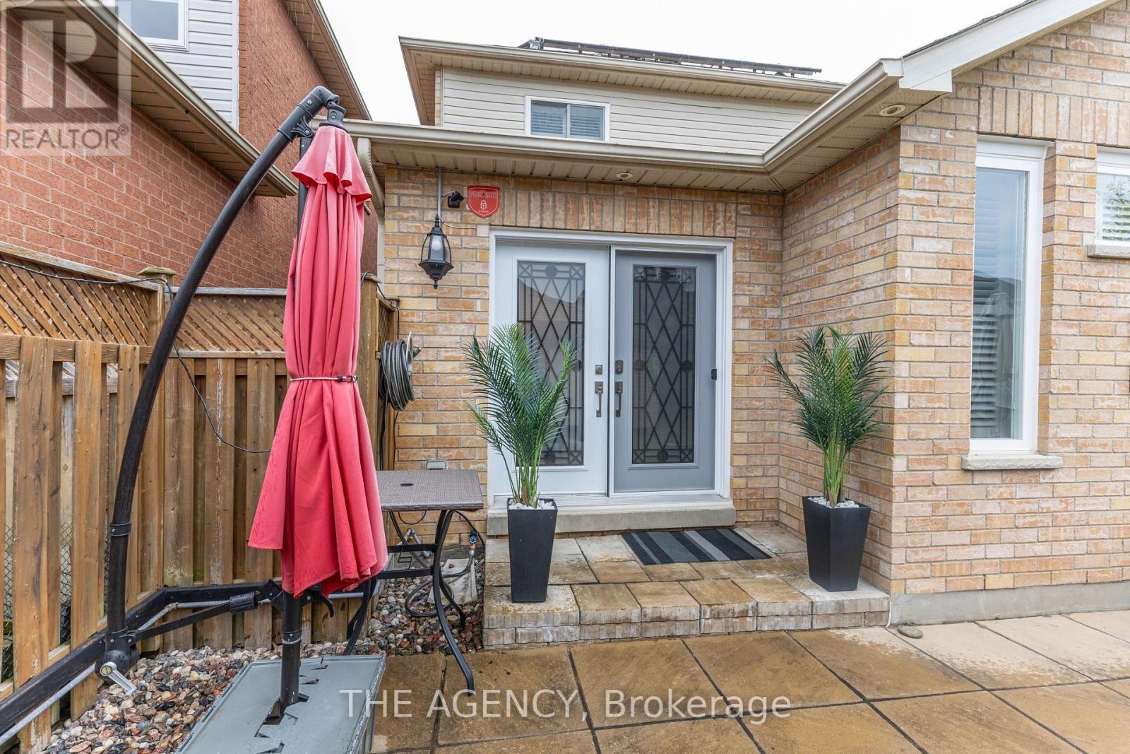 54 THAMES DRIVE - 37