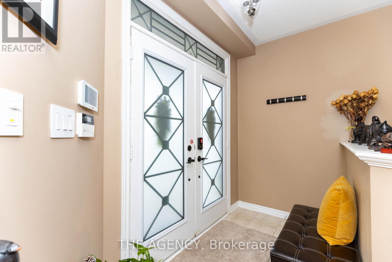54 THAMES DRIVE - 5