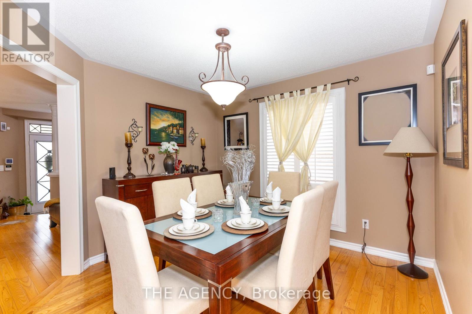 54 THAMES DRIVE - 9