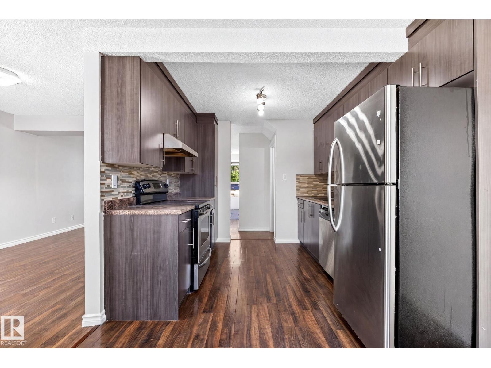 #7 1651 46 ST NW — photo 19