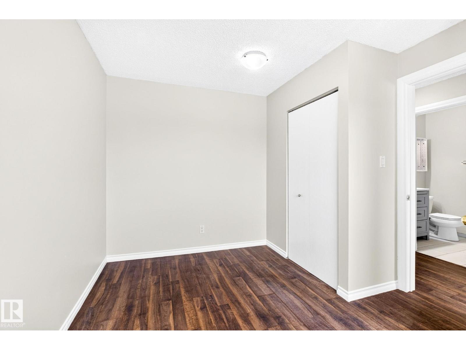 #7 1651 46 ST NW — photo 34