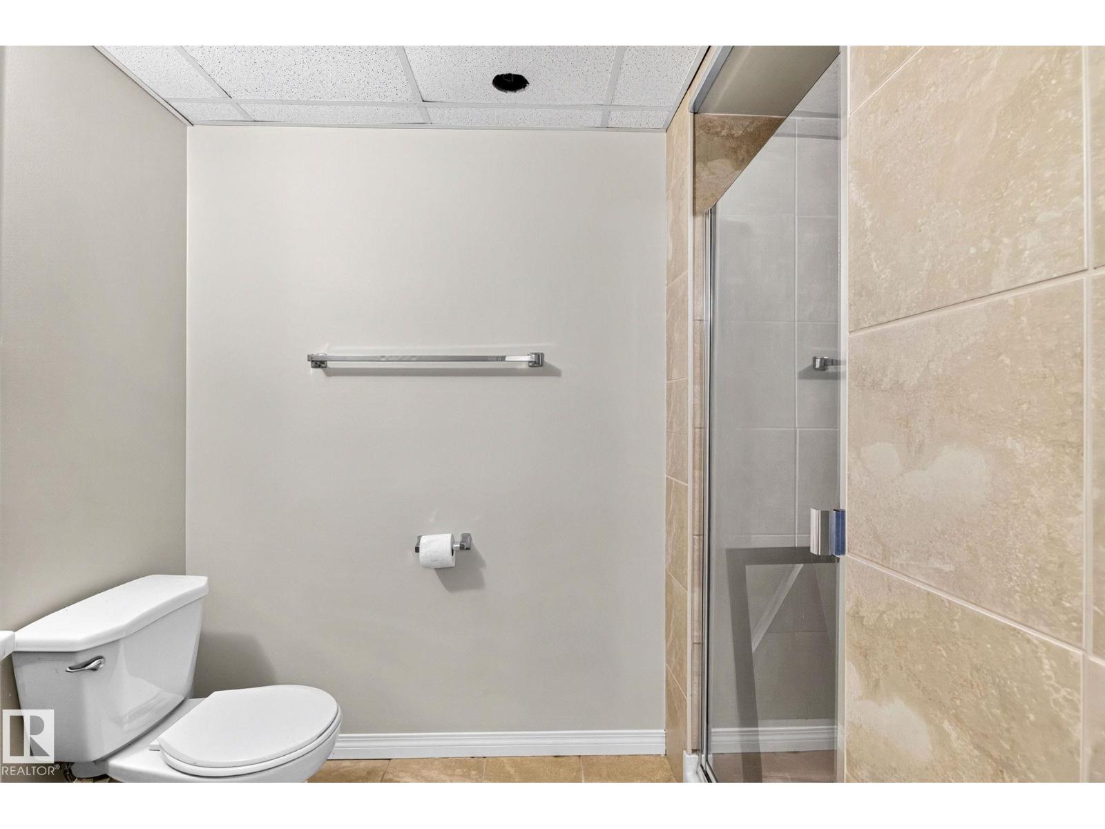 #7 1651 46 ST NW — photo 45