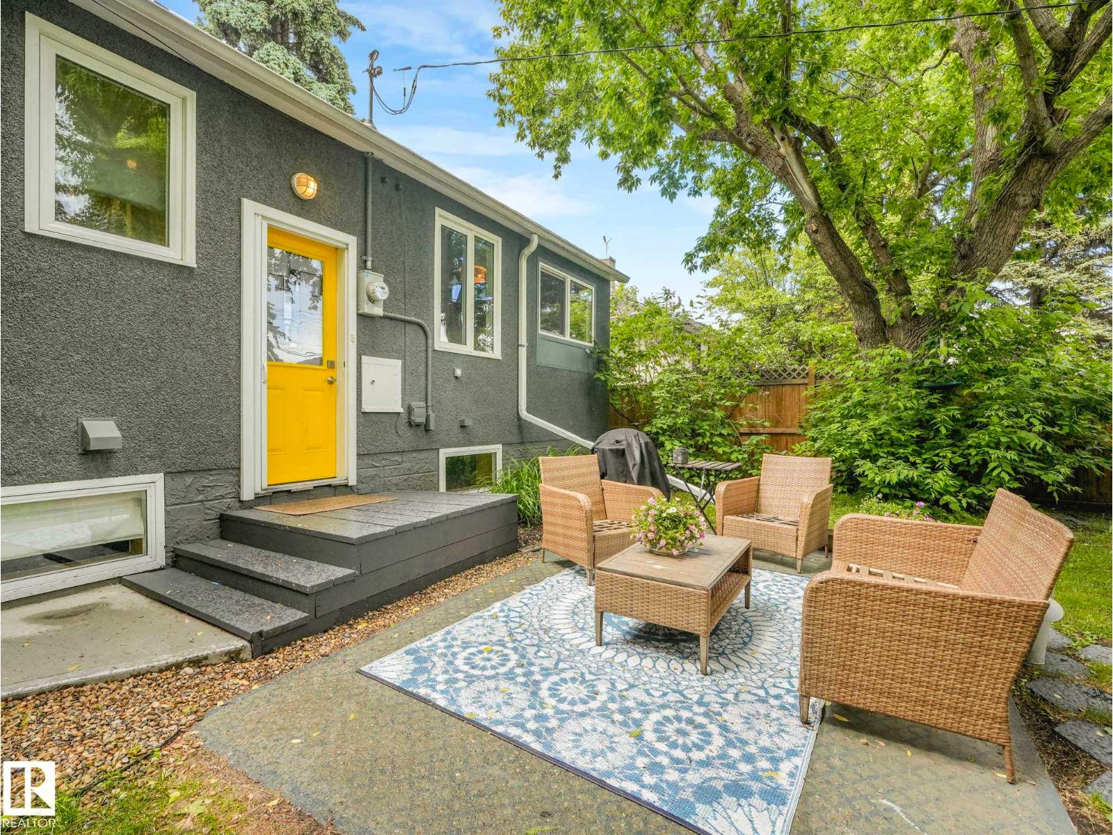 10807 135 ST NW - photo 5