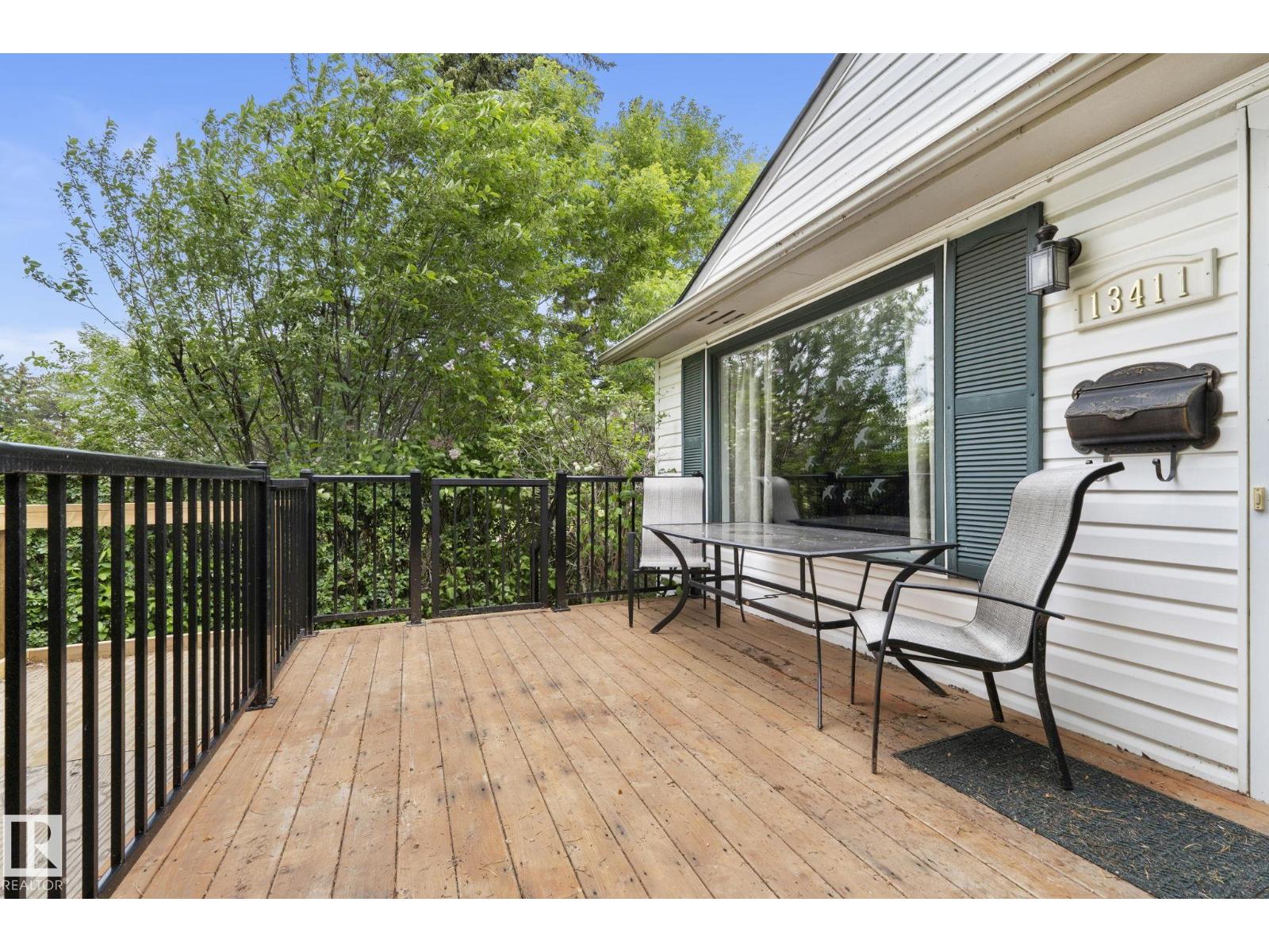 13411 105 ST NW - photo 2