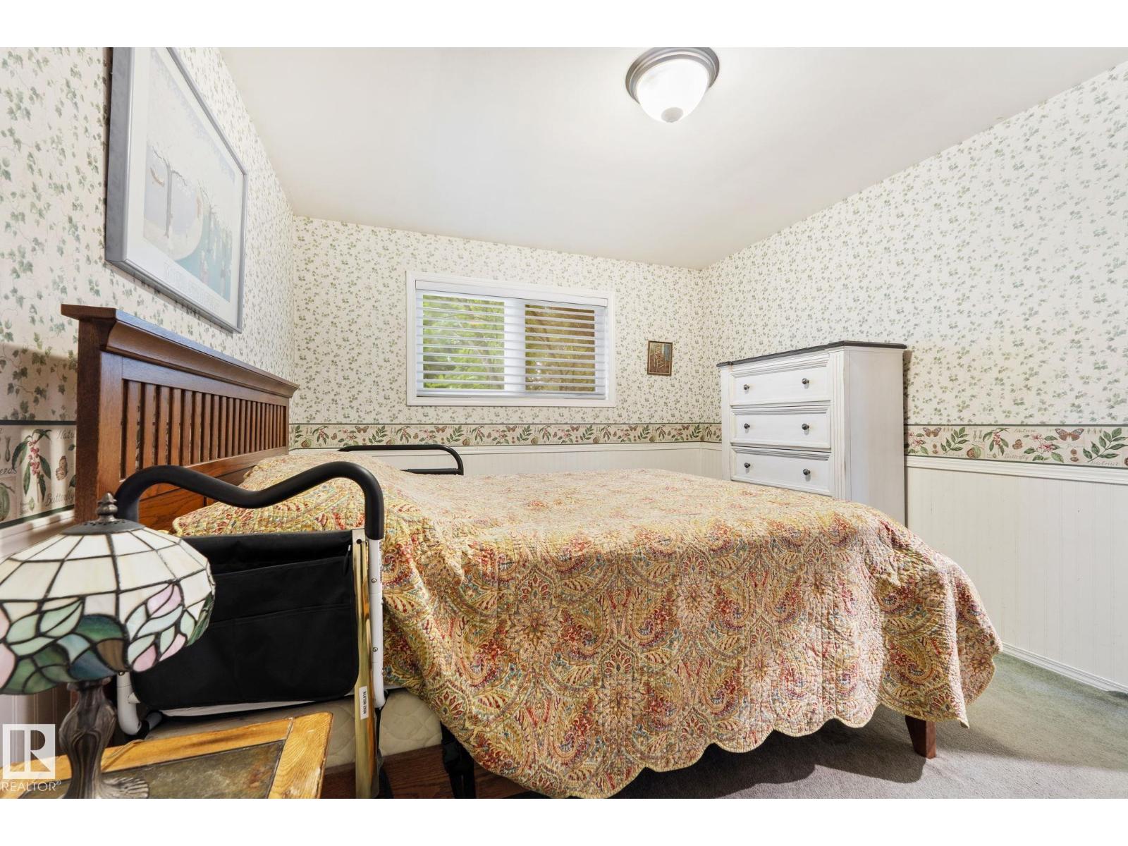 13411 105 ST NW - 22