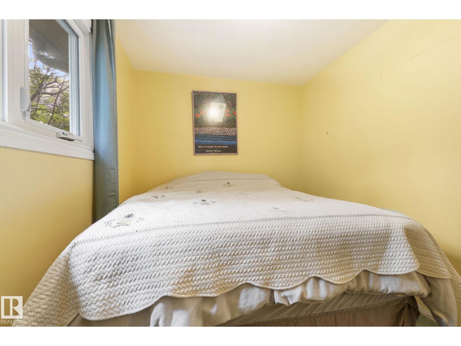 13411 105 ST NW - 26