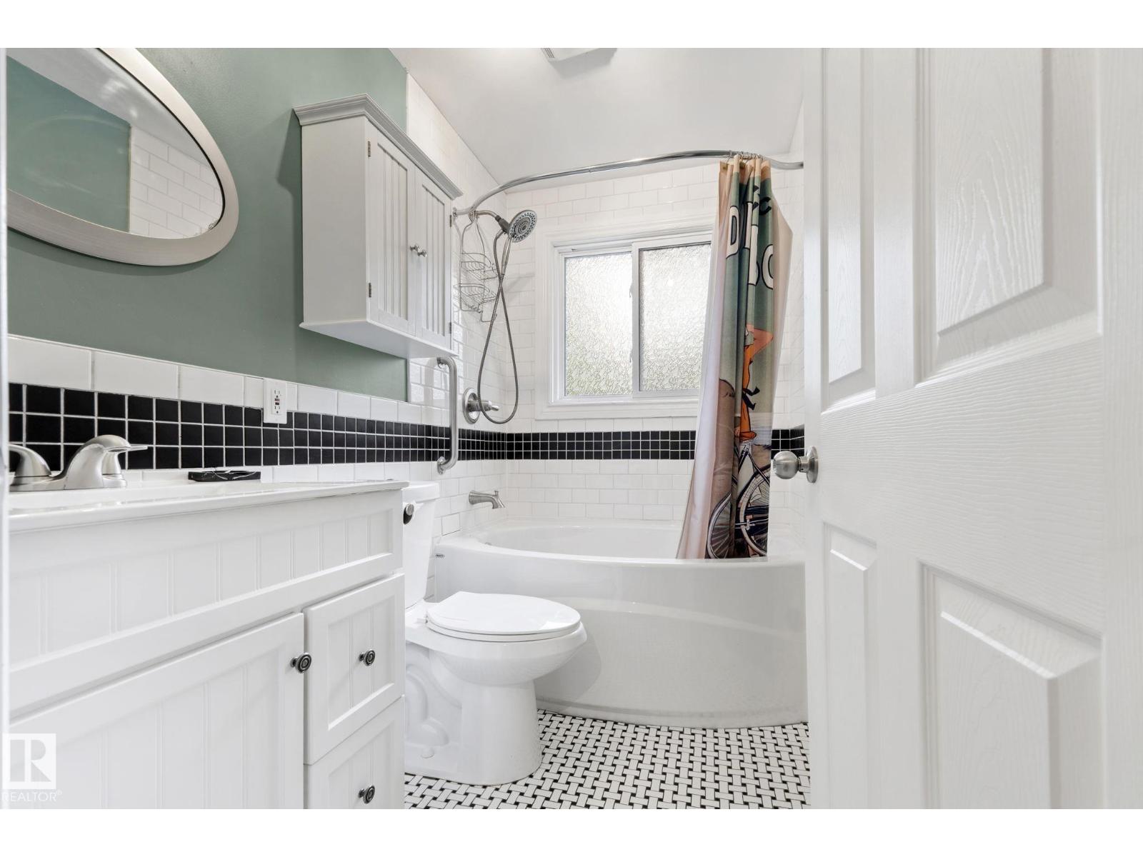 13411 105 ST NW - 28