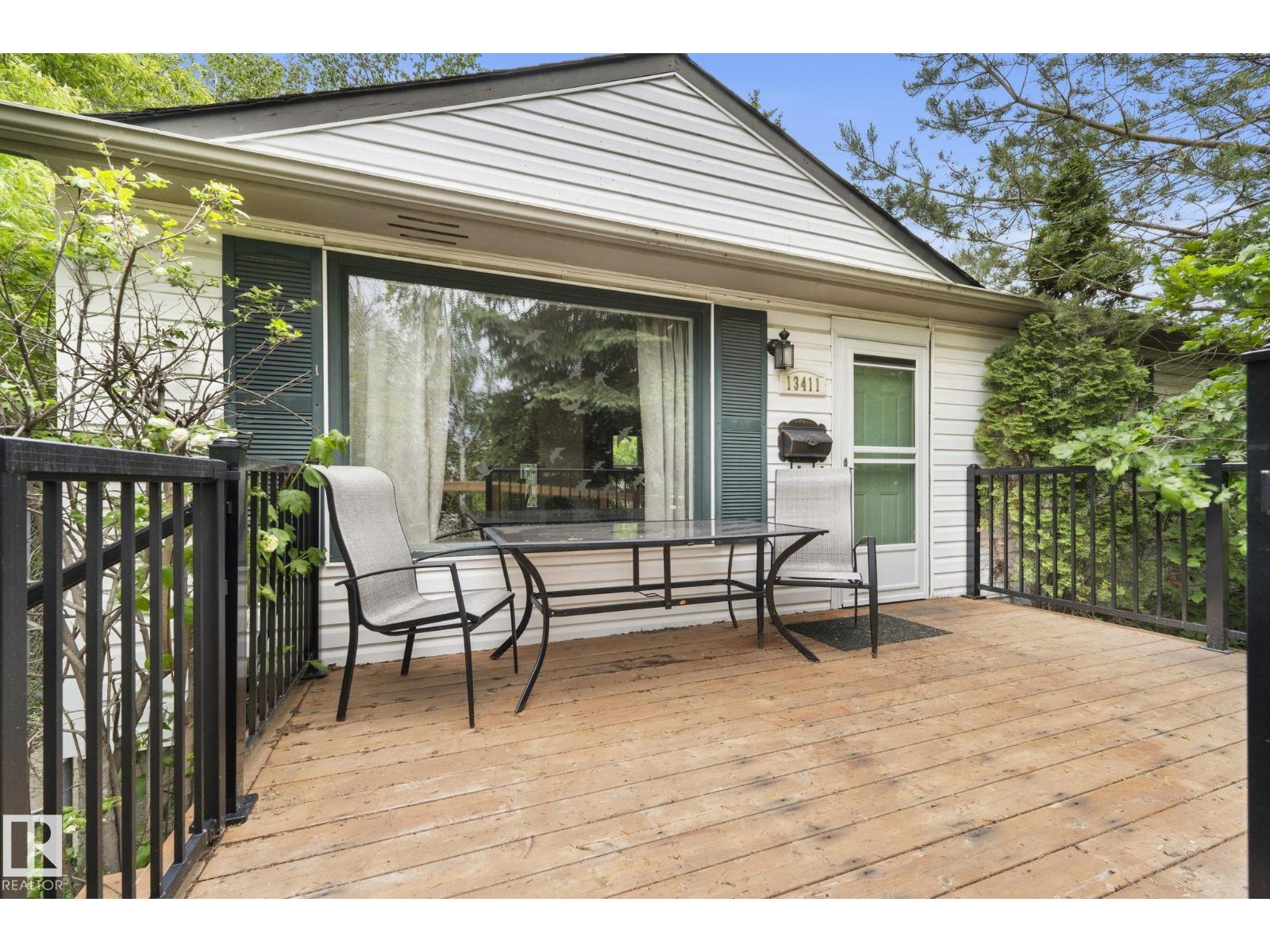 13411 105 ST NW - 5