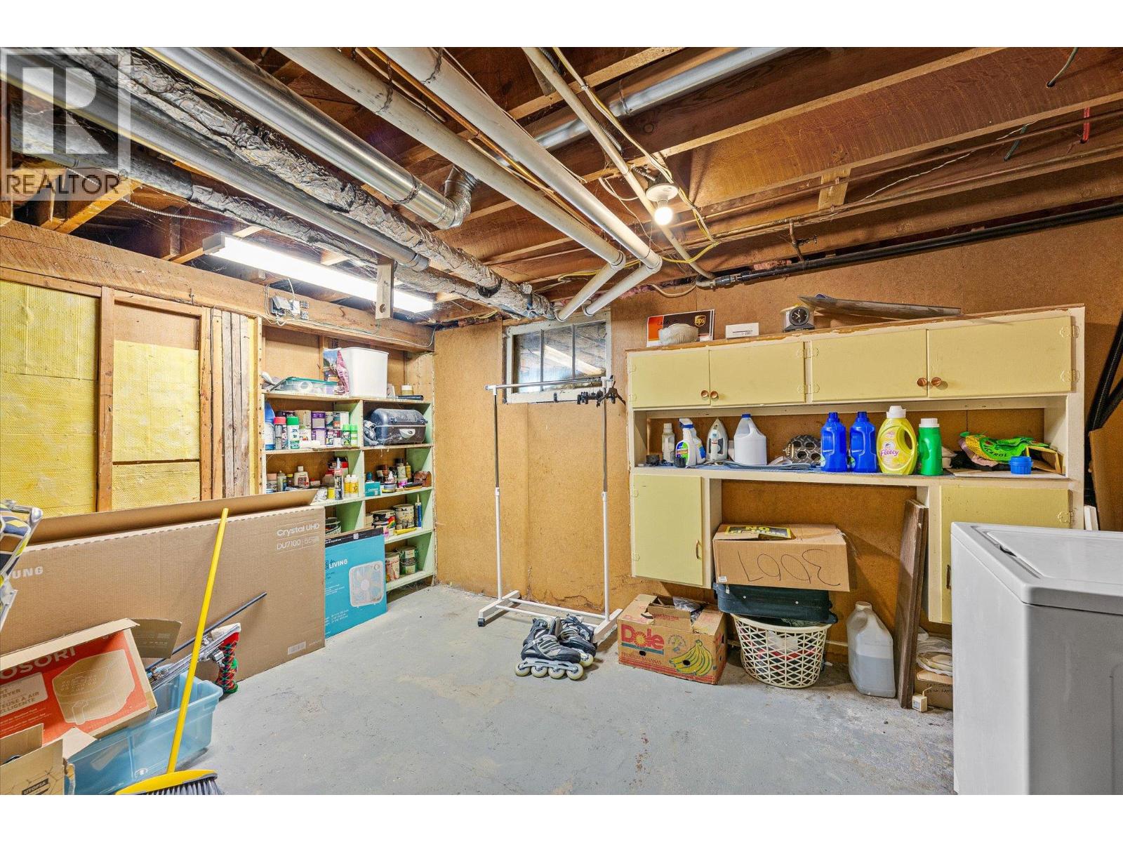 6488 Renfrew Road - 20