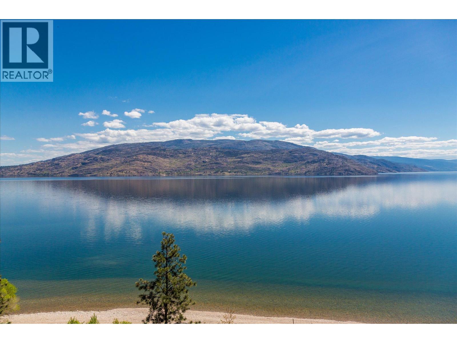 6488 Renfrew Road - 34