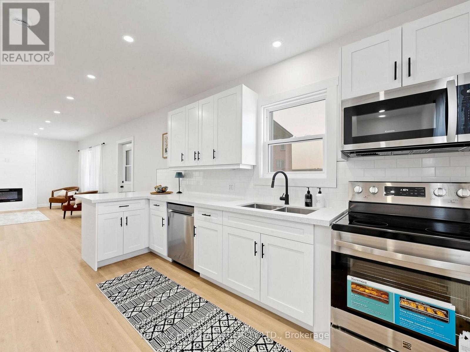 19 LUDLOW STREET - 13