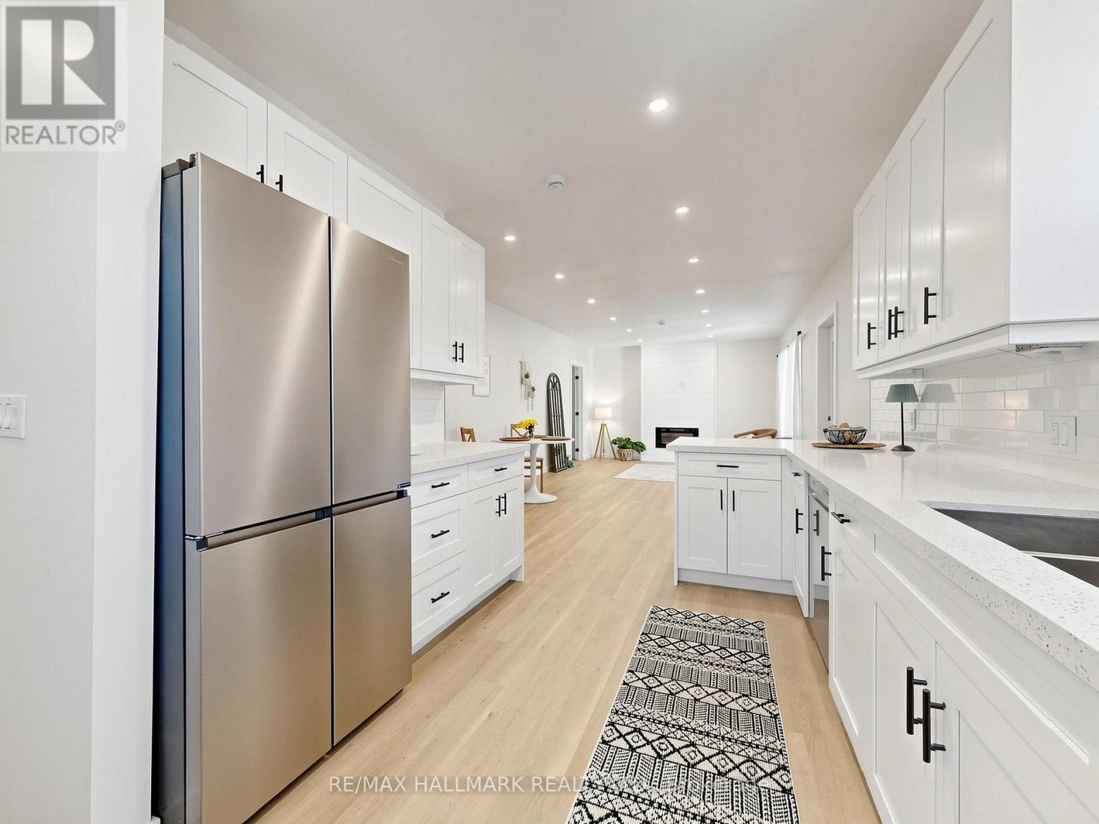 19 LUDLOW STREET - 17