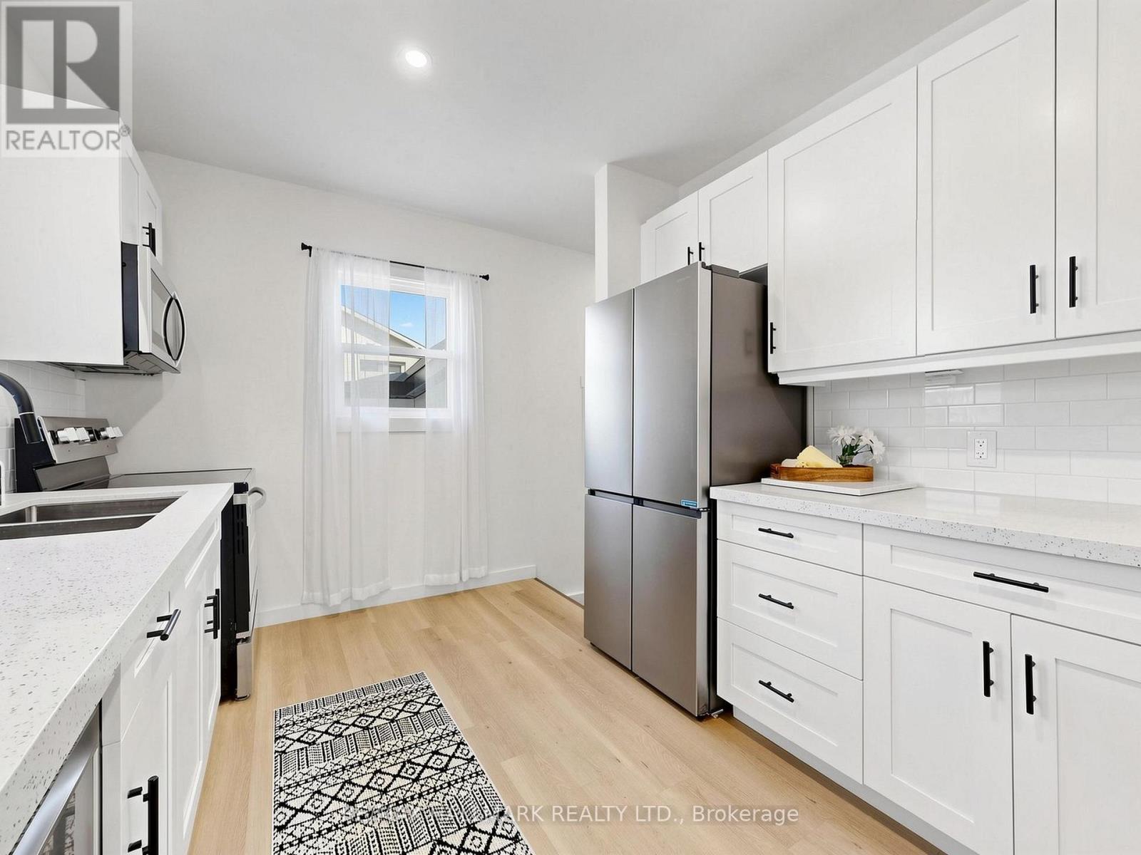 19 LUDLOW STREET - 19