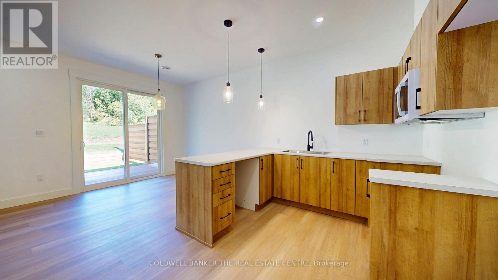 60 GRAY STREET - 26