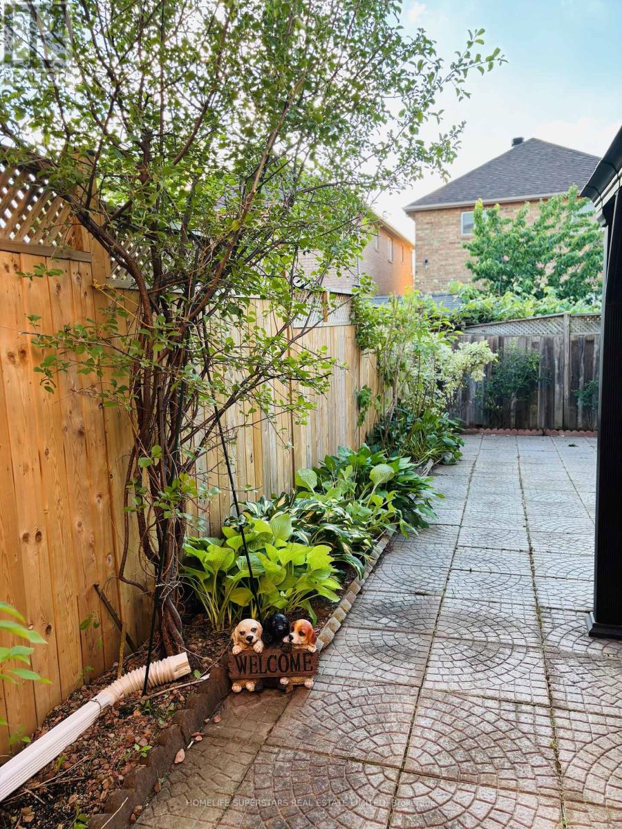 50 CULTURE CRESCENT - 37