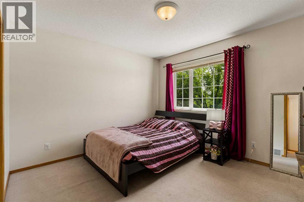 72 Douglas Glen Heights SE — photo 28