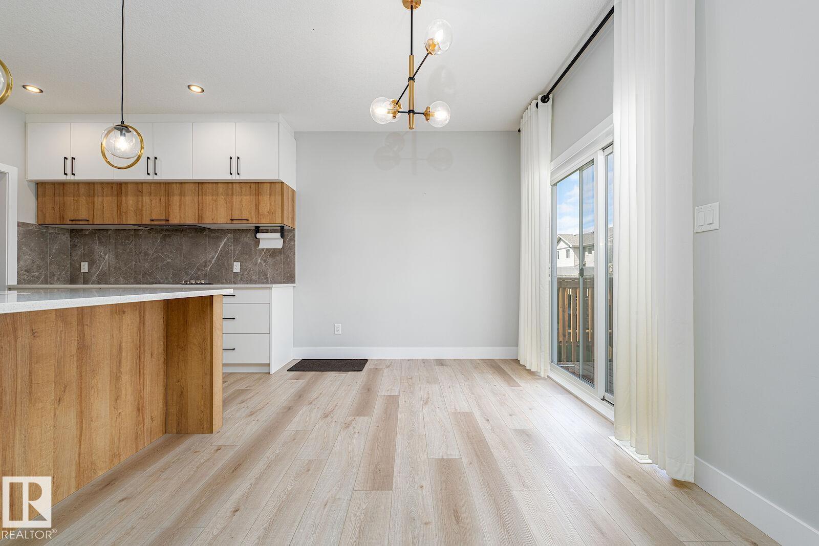 17320 9 AV SW - 23
