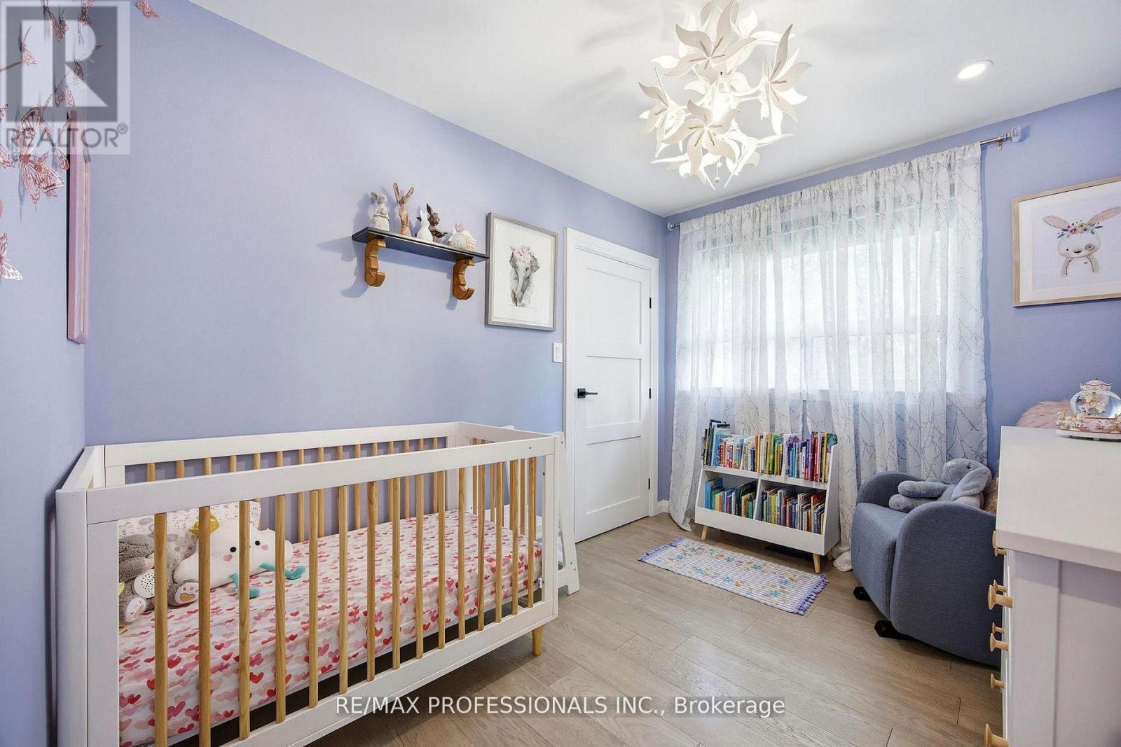 33 BRAMPTON ROAD - 13