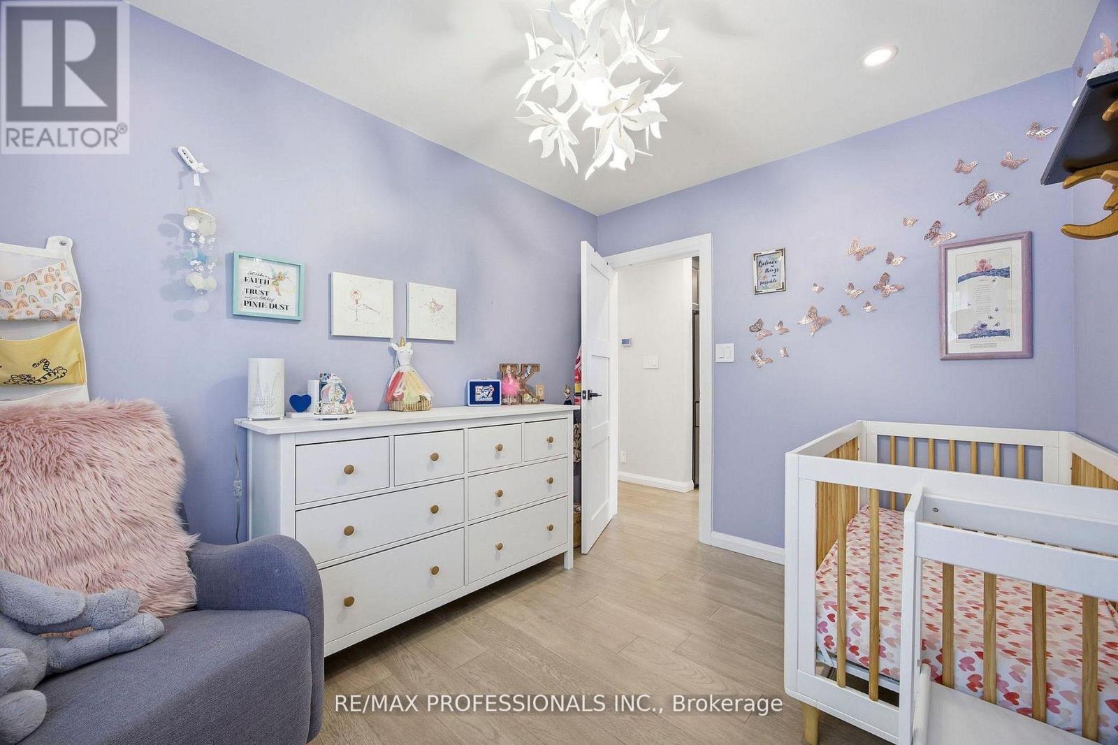 33 BRAMPTON ROAD - 14