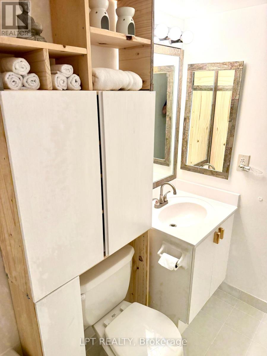 #2307 135 HILLCREST AVENUE - 26
