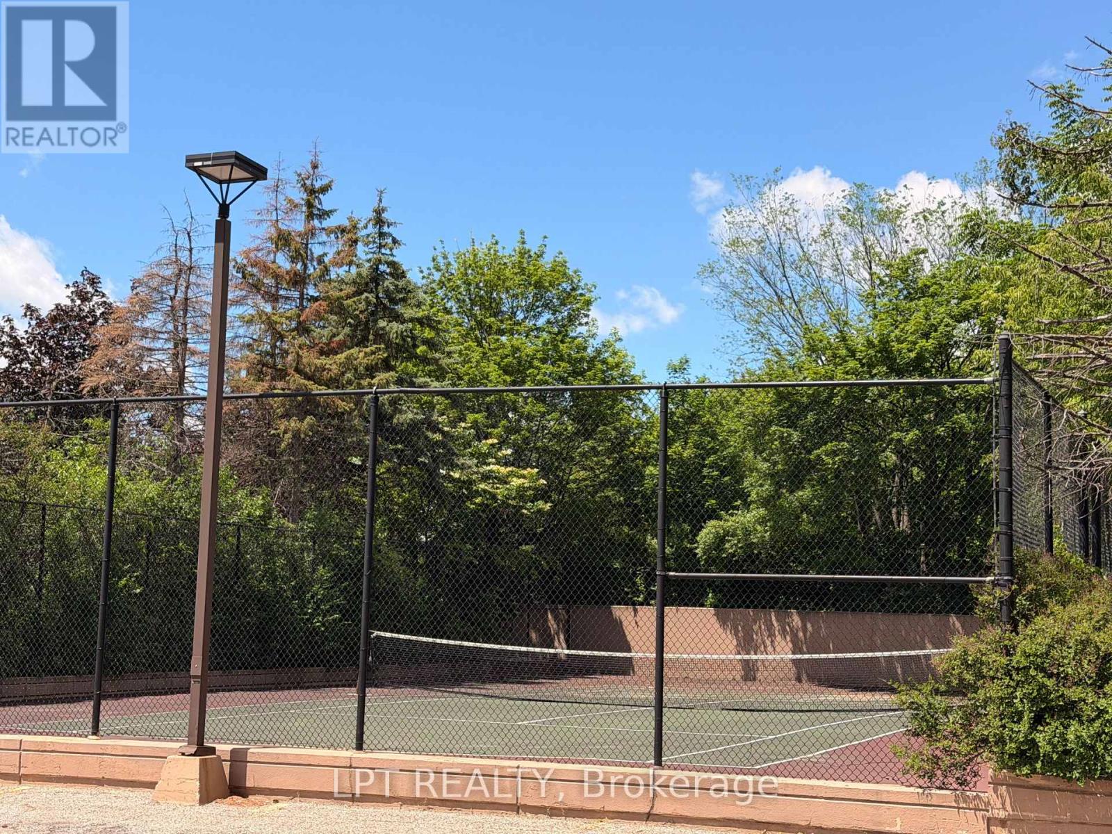 #2307 135 HILLCREST AVENUE - 28