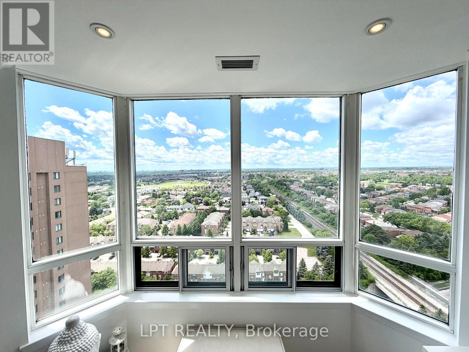#2307 135 HILLCREST AVENUE - 9