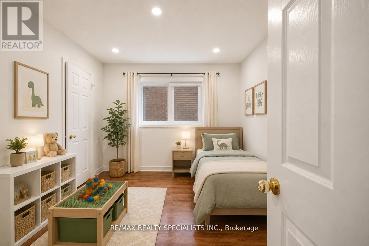 15 EAGLERIDGE DRIVE - 11