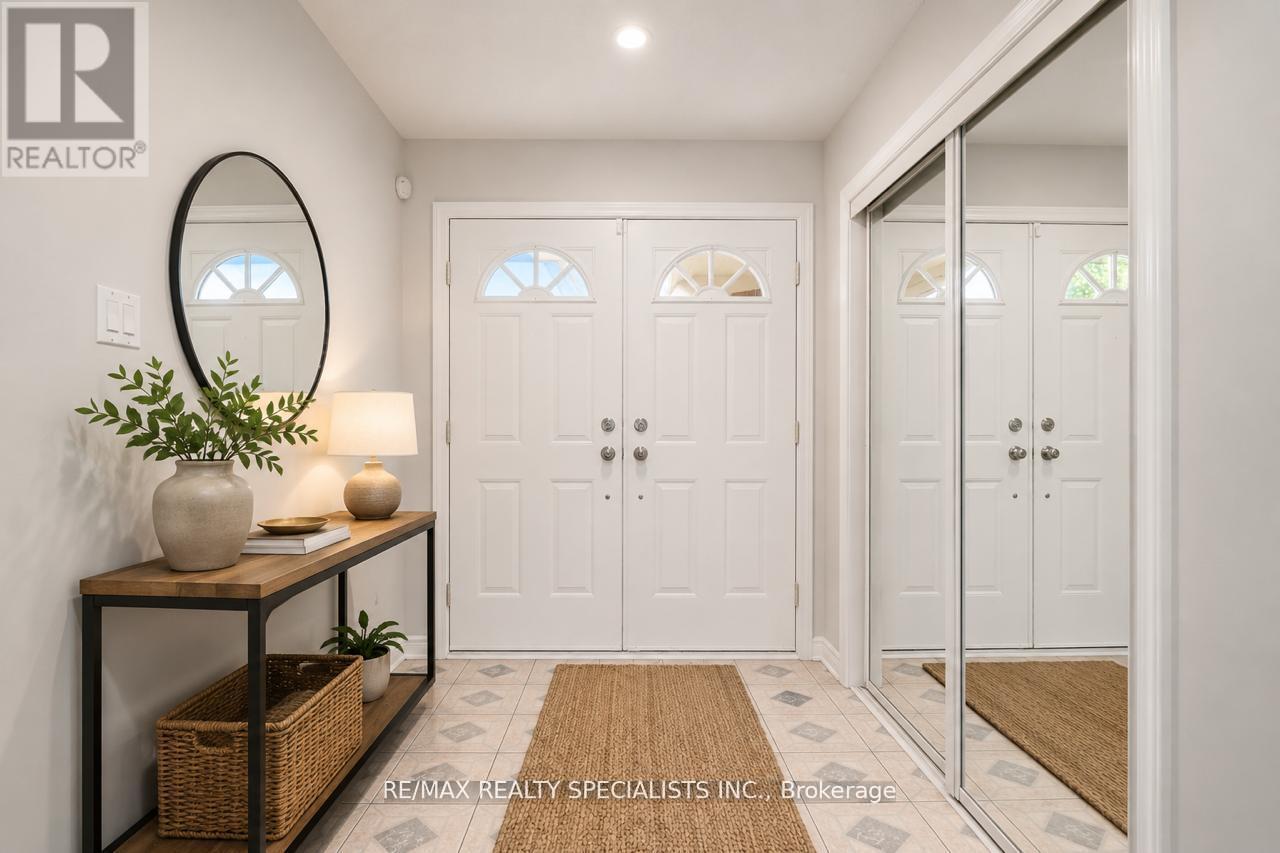 15 EAGLERIDGE DRIVE - 3