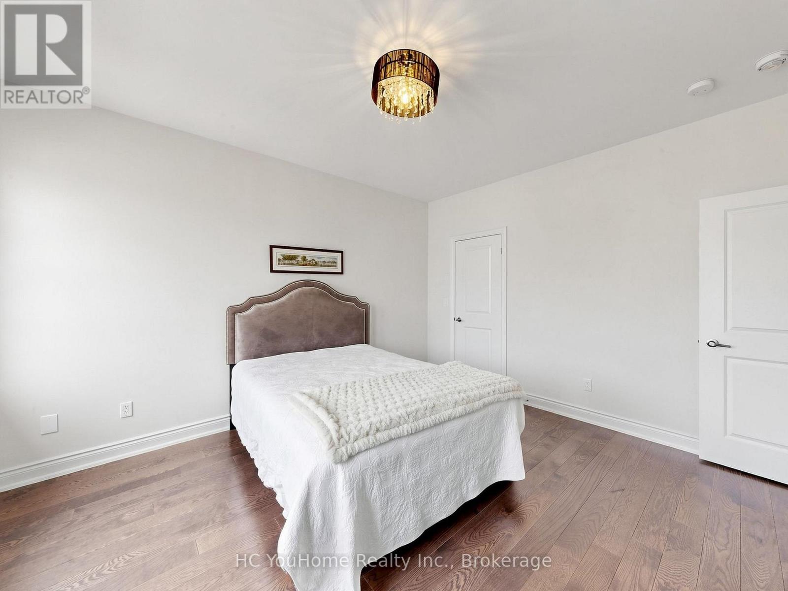 70 THRESHING MILL BOULEVARD - 31