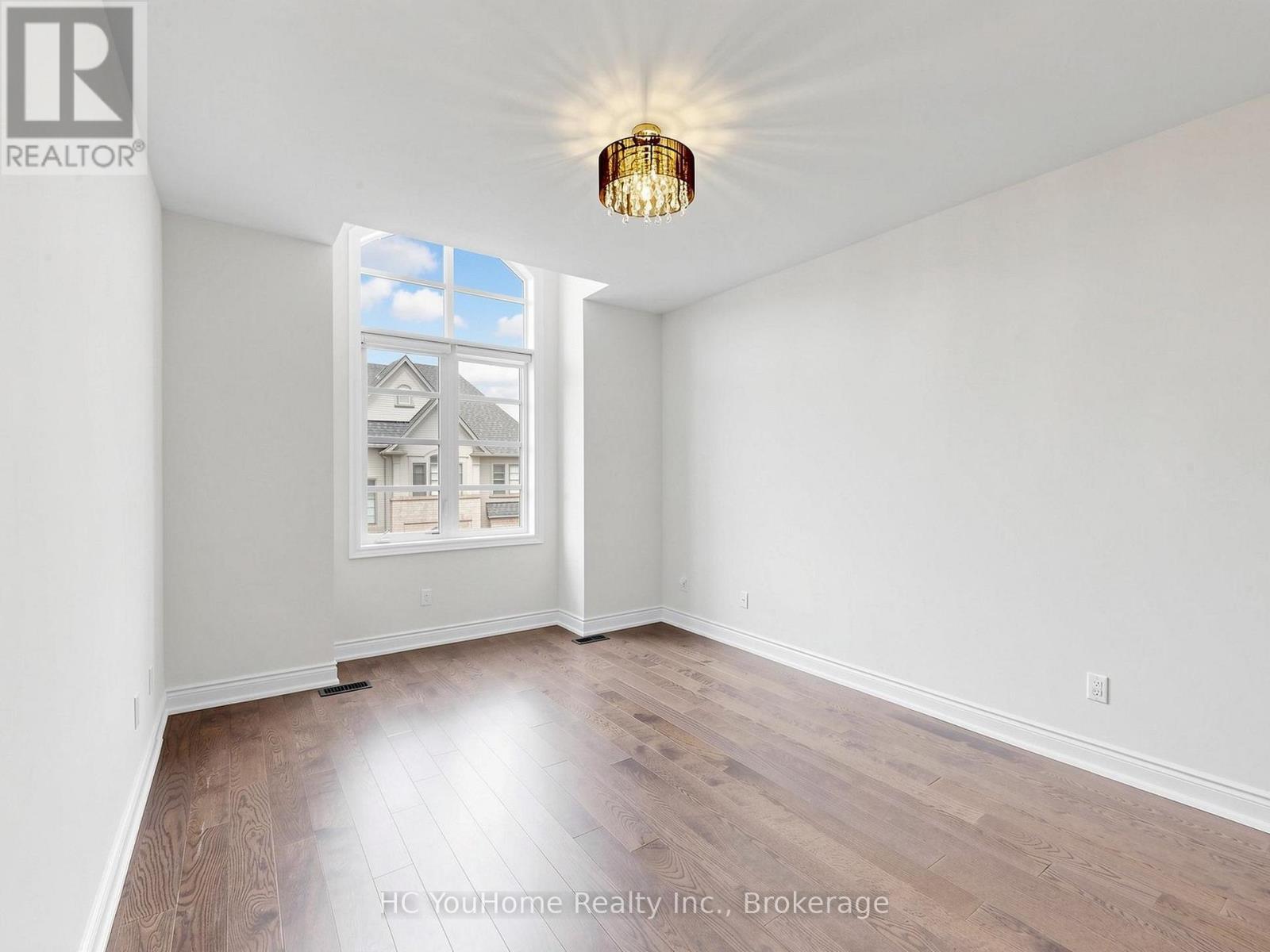70 THRESHING MILL BOULEVARD - 34