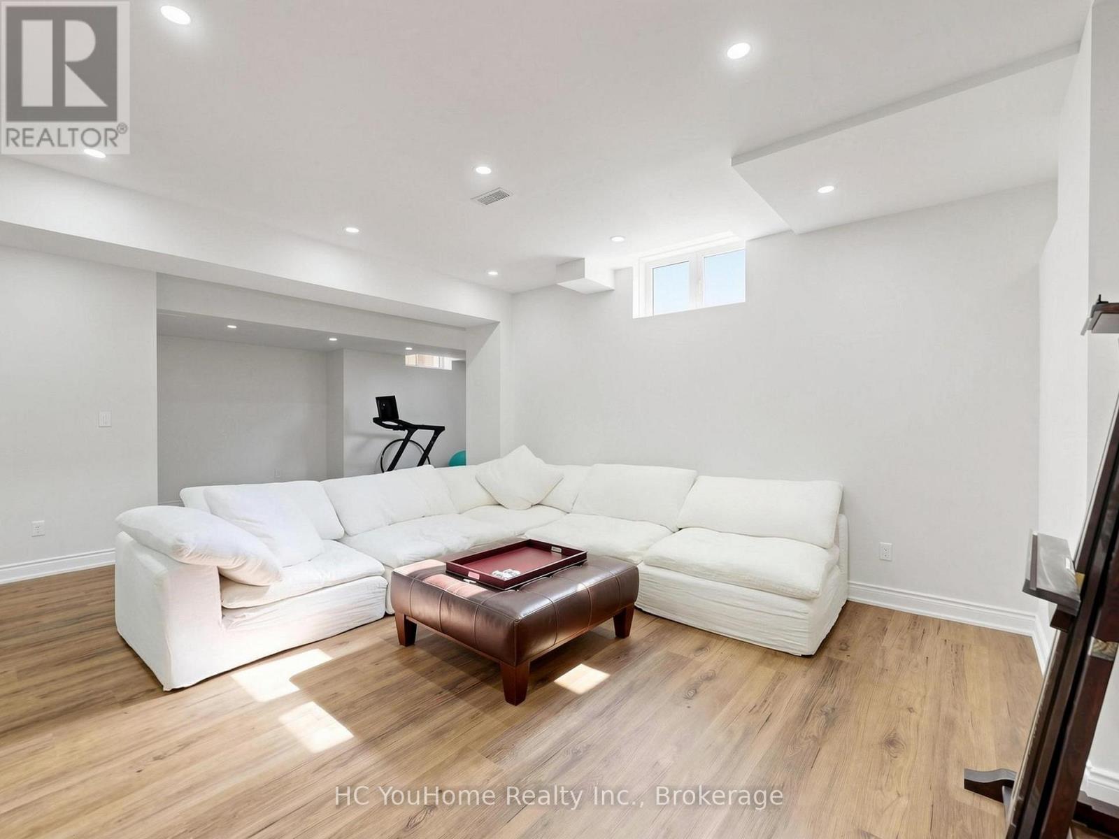 70 THRESHING MILL BOULEVARD - 44