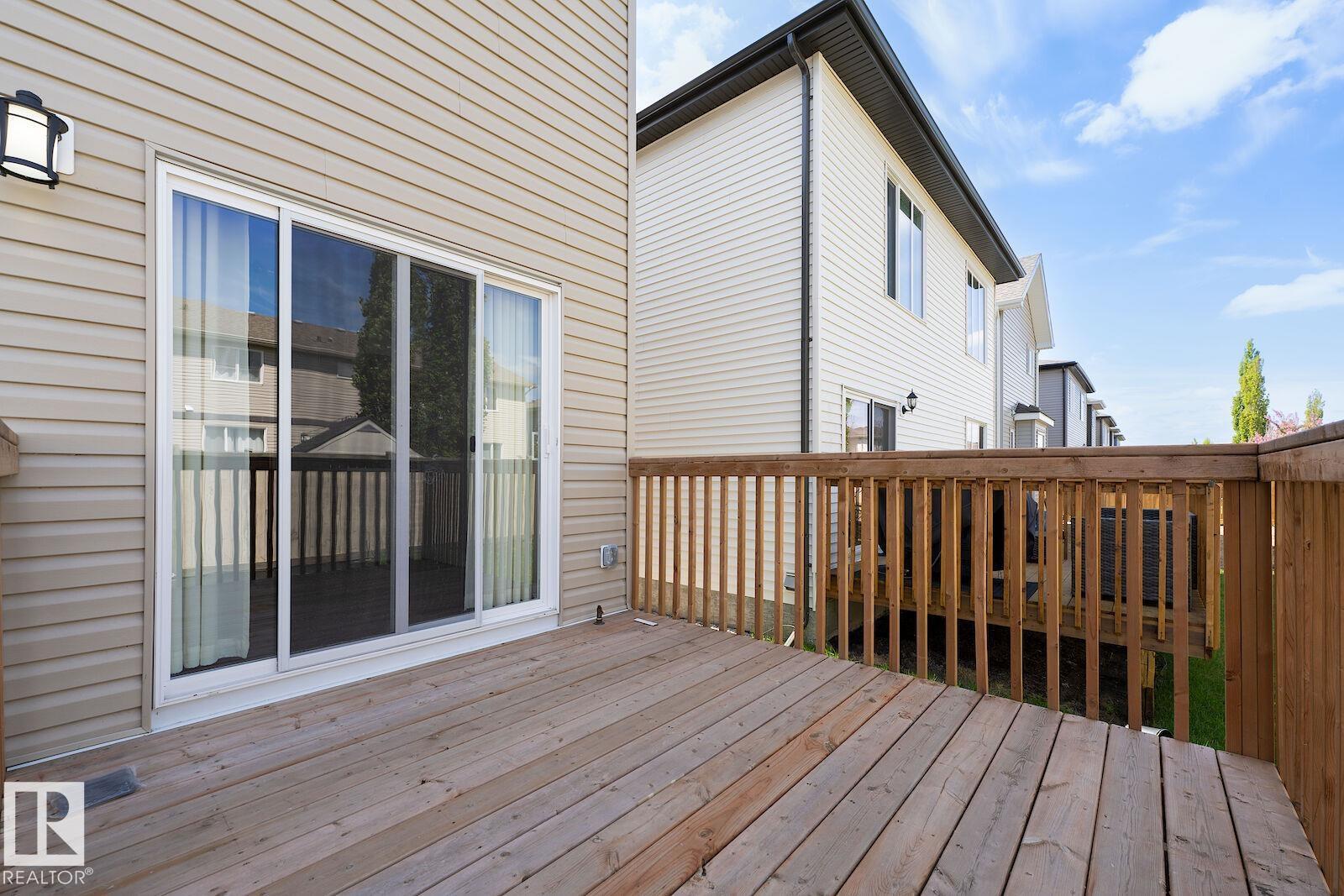 17320 9 AV SW - 61