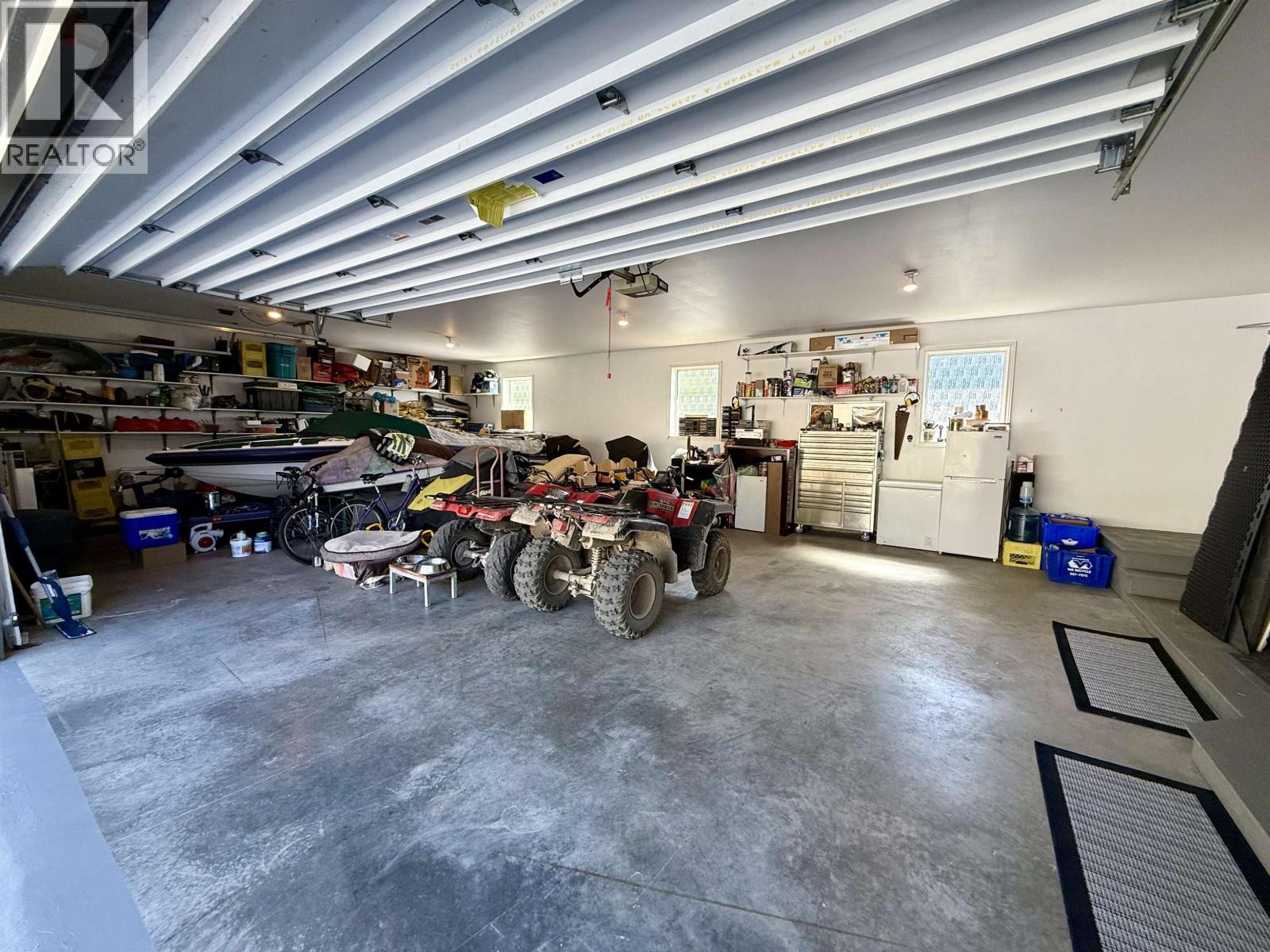 6168 LAKESHORE DRIVE - 34