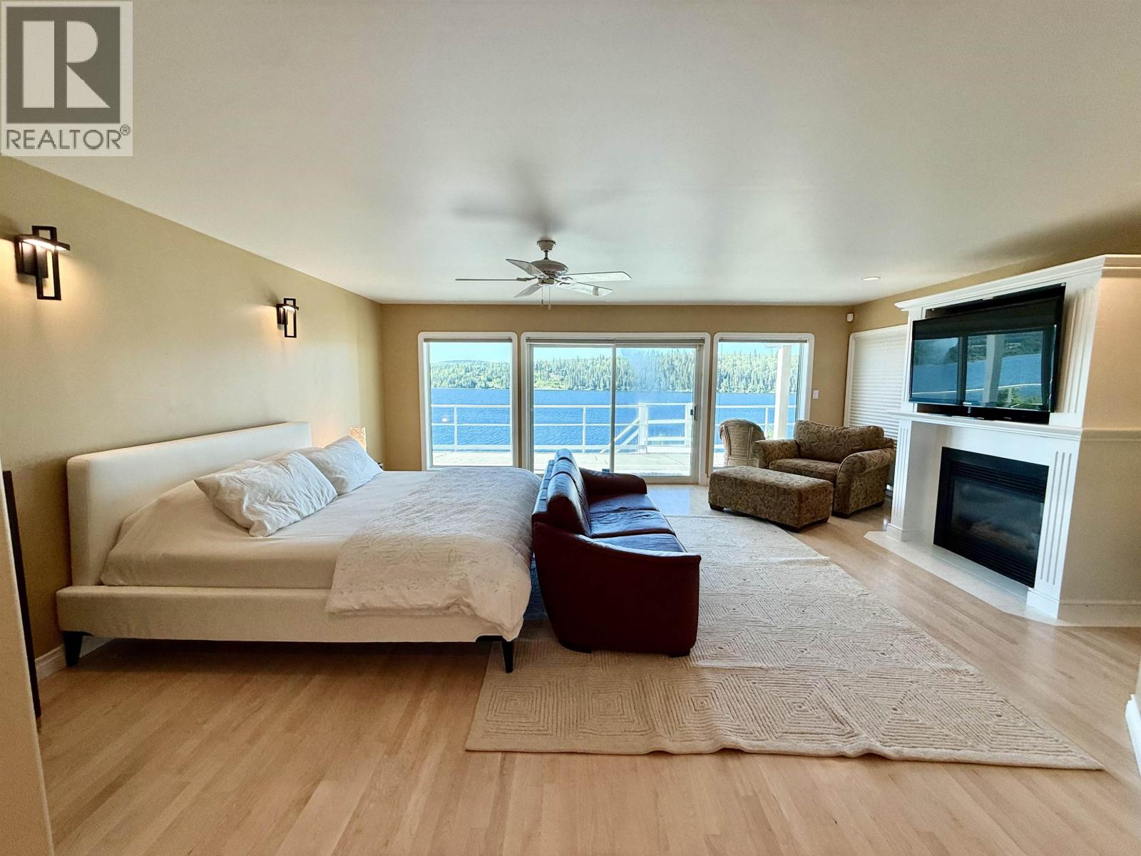 6168 LAKESHORE DRIVE - 22