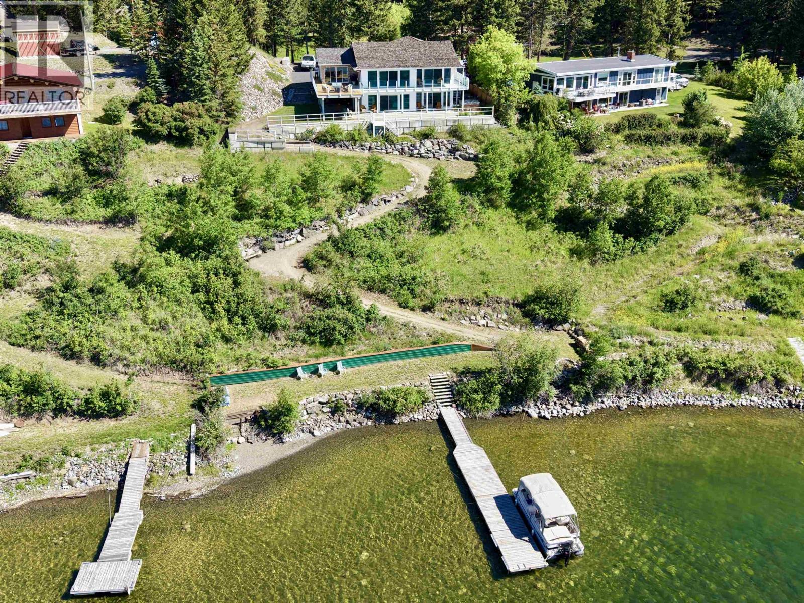 6168 LAKESHORE DRIVE - 3