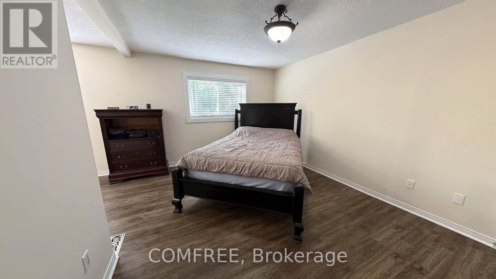9 BIRDIE COURT - 13