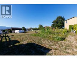 3116 Appaloosa Road, Kelowna, BC V1V2G9 Photo 31