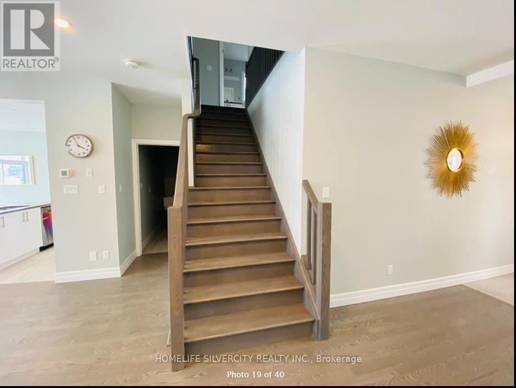 397 FREURE DRIVE - 4