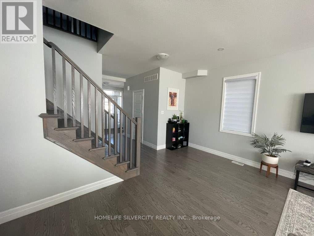 397 FREURE DRIVE - 8