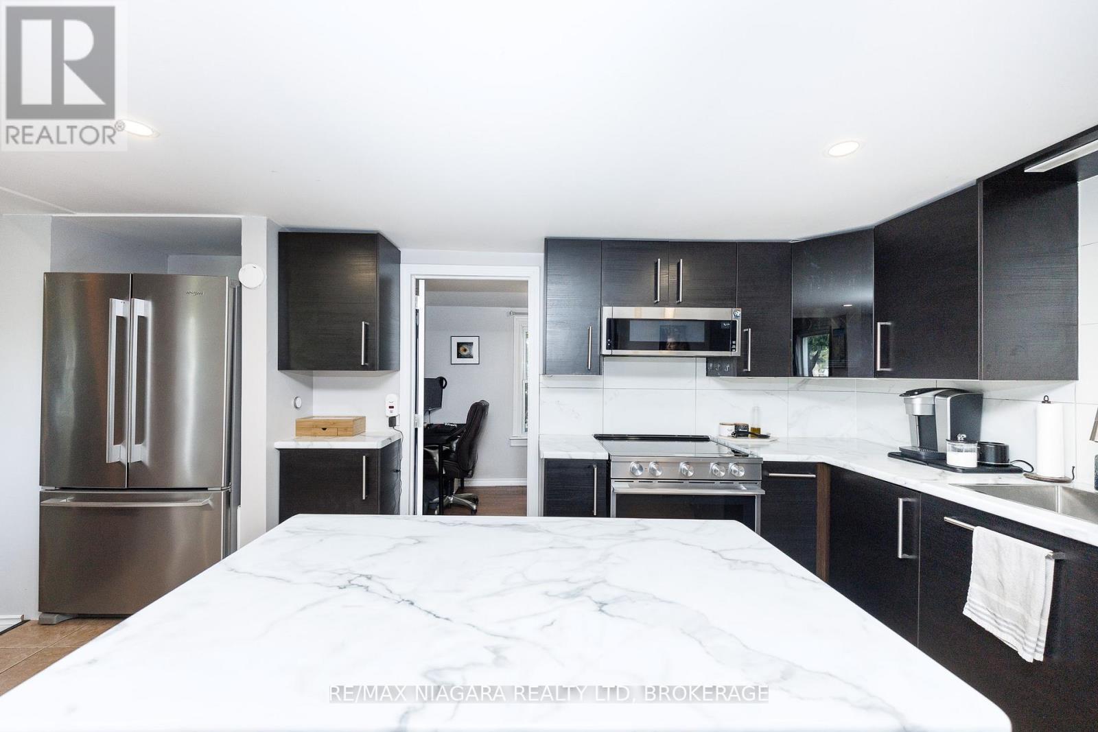 350 BELLEVIEW BOULEVARD - Image 11