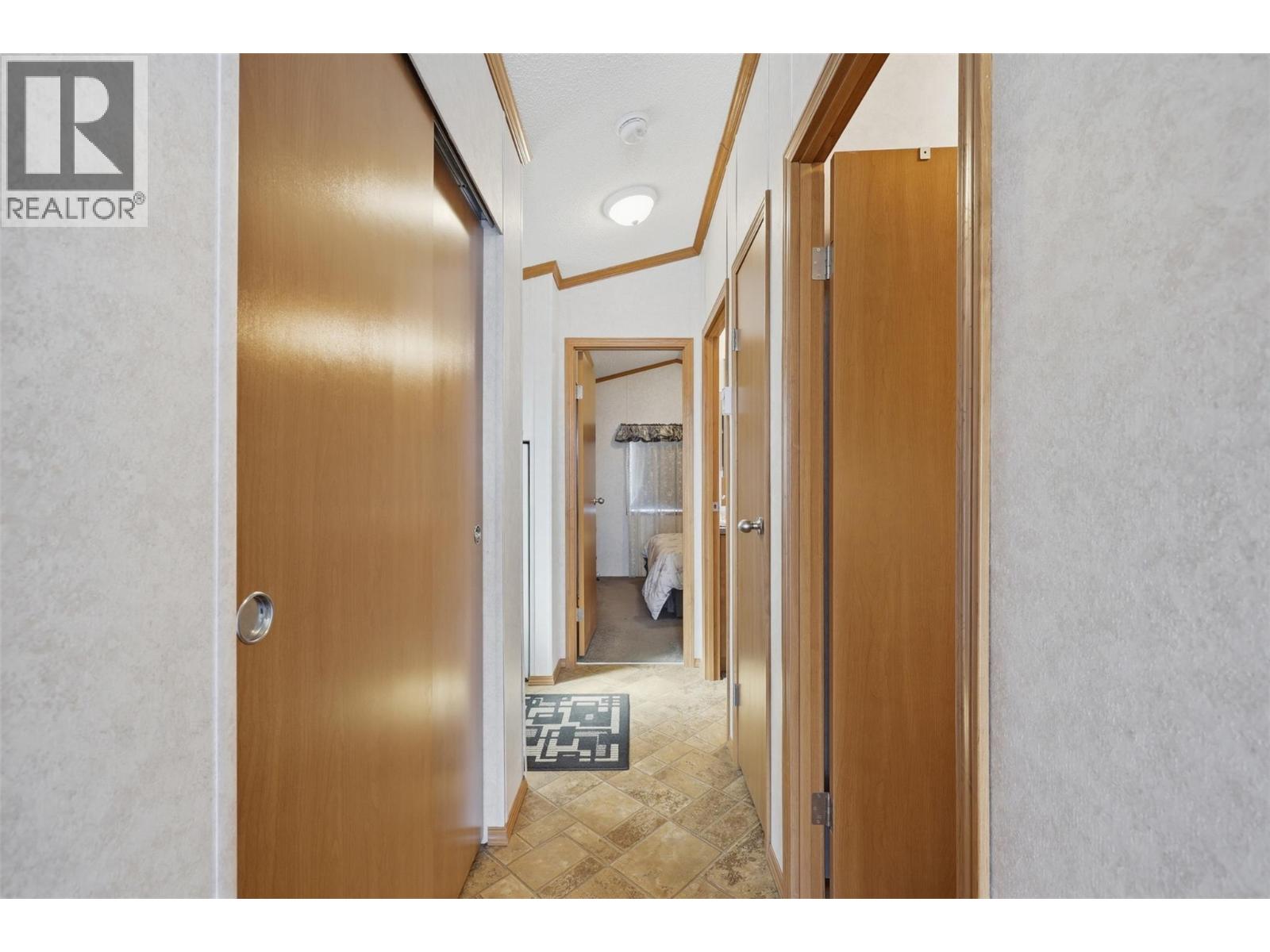 #17 667 Waverly Park Frontage Road - 17