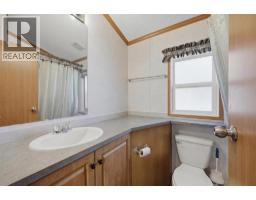 667 Waverly Park Frontage Road Unit# 17, Sorrento, BC V0E2W1 Photo 22