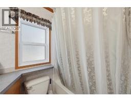 667 Waverly Park Frontage Road Unit# 17, Sorrento, BC V0E2W1 Photo 23