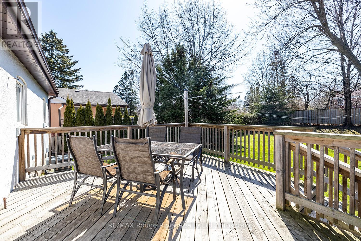 9 GRANARD BOULEVARD - 11