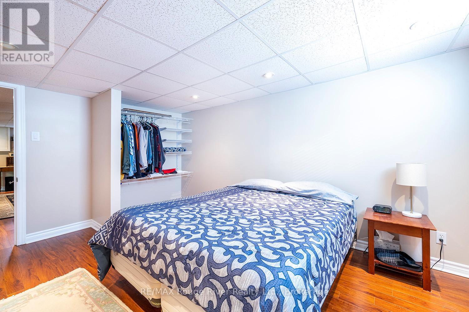 9 GRANARD BOULEVARD - 19