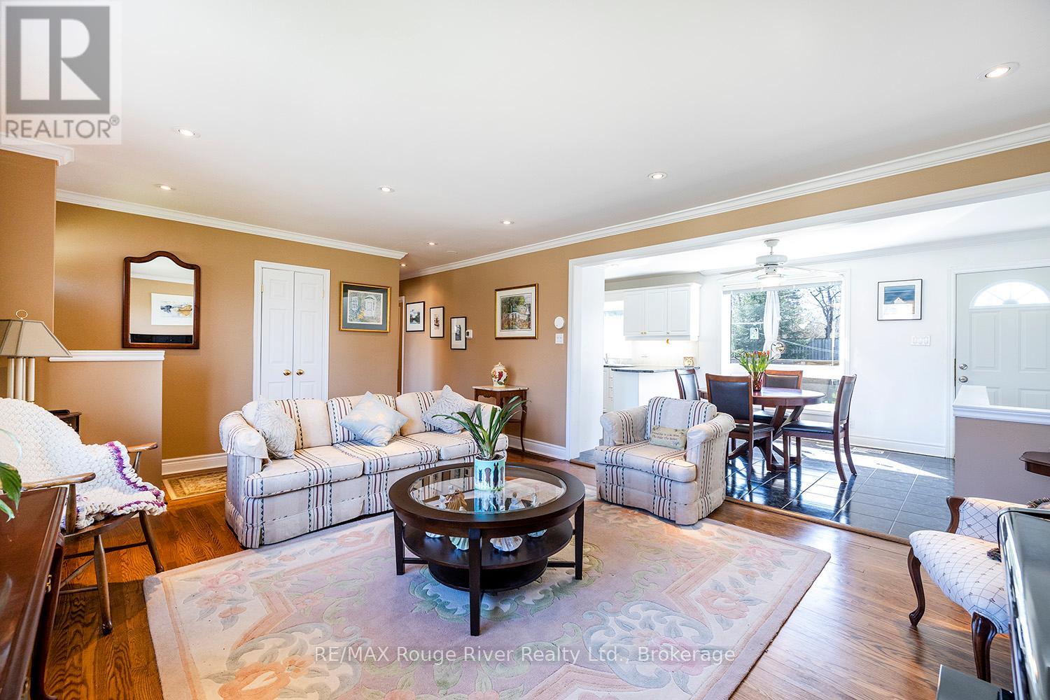 9 GRANARD BOULEVARD - 23