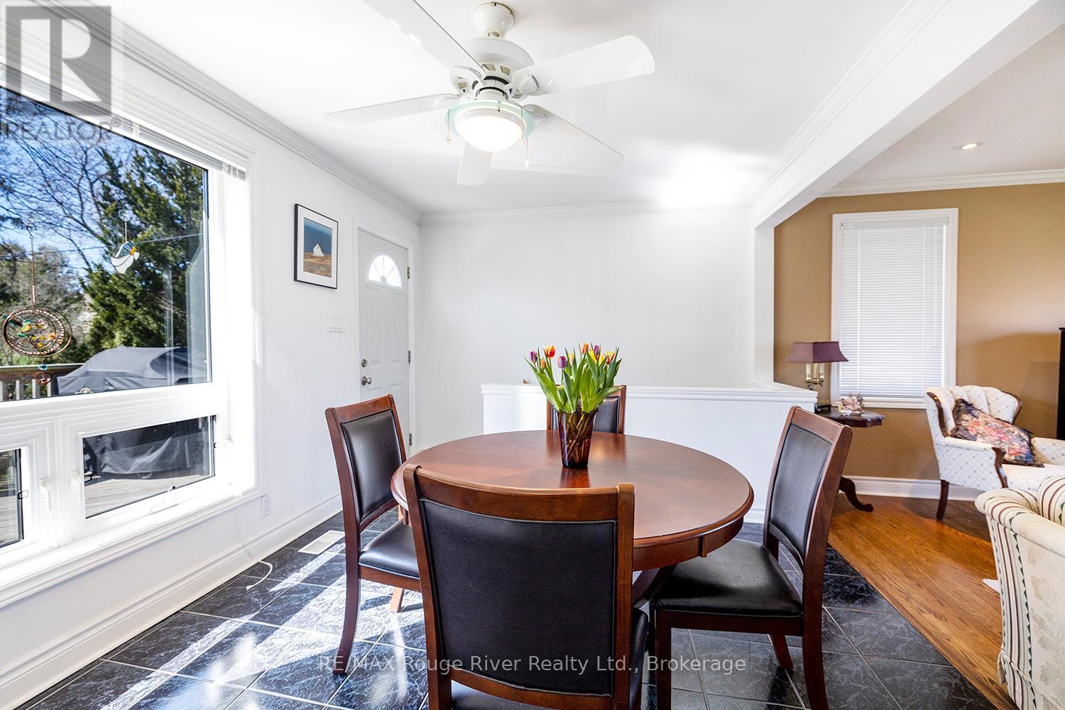 9 GRANARD BOULEVARD - 25