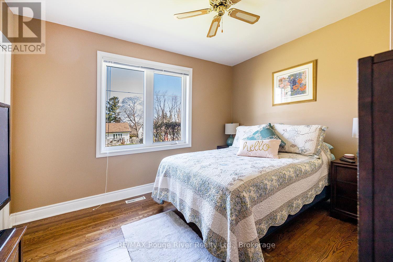 9 GRANARD BOULEVARD - 36